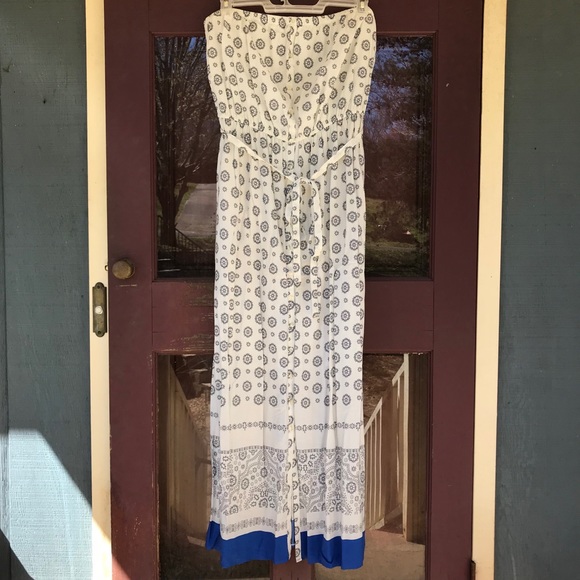 Old Navy Dresses & Skirts - EUC Old Navy Maxi Dress